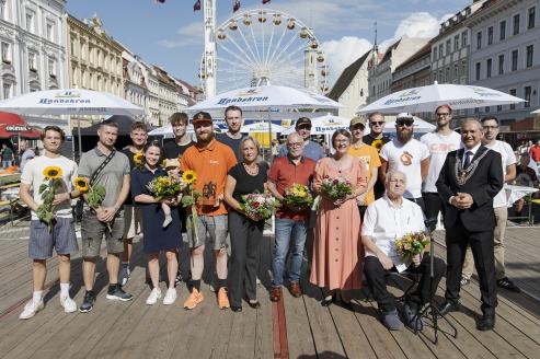 Bild zu Grlitz feiert seine Ehrenamtlichen: Verleihung des "Meridian des Ehrenamtes"