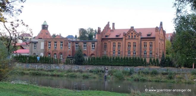 Bildtitel: Heimat, ein geschundenes Wort, wenn es für Grenzen missbraucht wird Bild zu Heimat, ein geschundenes Wort, wenn es für Grenzen missbraucht wird