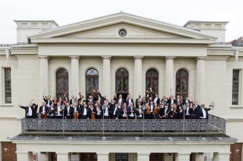 Bild zu Vom Tellerwscher zum Millionr!  Sinfoniekonzert mit Generalmusikdirektor Brogli-Sacher
