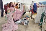 Bild zu Kostmverkauf im Gerhart-Hauptmann-Theater