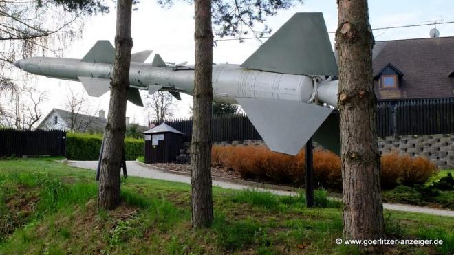 Bildtitel: Speerspitze der NATO auf deutschem Boden übt sich Bild zu Speerspitze der NATO auf deutschem Boden übt sich