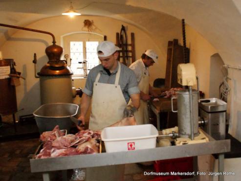 Bild zu Schlachtfest in Markersdorf bei Grlitz