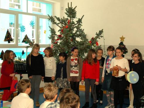 Bild zu Brgermeister zum Nikolaustag in der zweisprachigen Grundschule Regenbogen