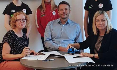 Bild zu Grlitzer Grls heben Grlitzer Schatz