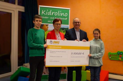 Bild zu Weihnachtsspende der Stadtwerke Grlitz fr Kinderschutzbund