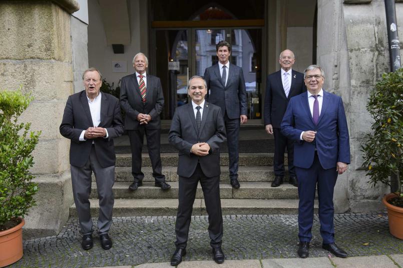 Bild zu G�rlitz trauert um Ehrenb�rger Achim Exner