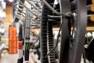 Bild zu Autoteile online bestellen: Ein Blick hinter die Kulissen der neuen Branchenriesen