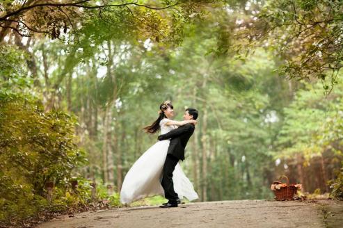 Bild zu Die Evolution der Hochzeit: Tradition trifft Moderne
