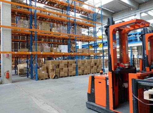 Bild zu Fachkrftemangel in der Logistik: Wie smarte Systeme und gebrauchte Stapler regionale Firmen entlasten 