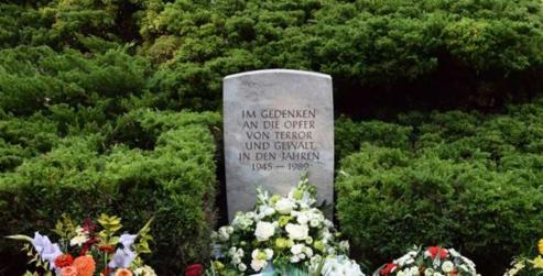 Bild zu 62 Jahre nach dem Mauerbau: Gedenkveranstaltung in Grlitz