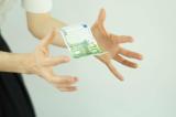 Bild zu Der vernnftige Umgang mit Geld will gelernt sein