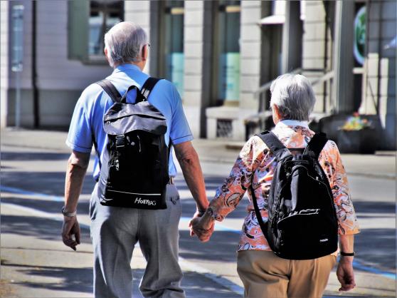 Bild zu Zu Hause statt Pflegeheim: In Görlitz wollen Ältere immer öfter autark bleiben