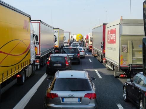 Bild zu Bauernproteste in Grlitz legen erneut Verkehr lahm